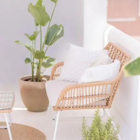 Downtown Flat With 46 Sqm Private Rooftop Terrace Apartment